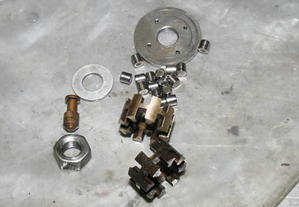 Caged bearings for middle gears